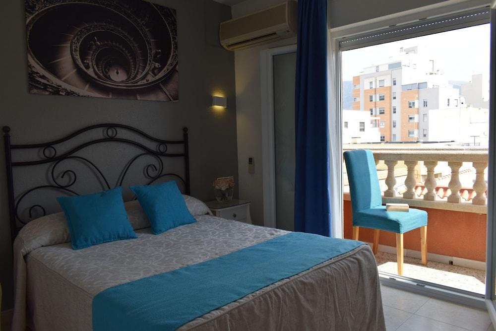 Hostal Juan De Austria II Агуадулсе Екстериор снимка