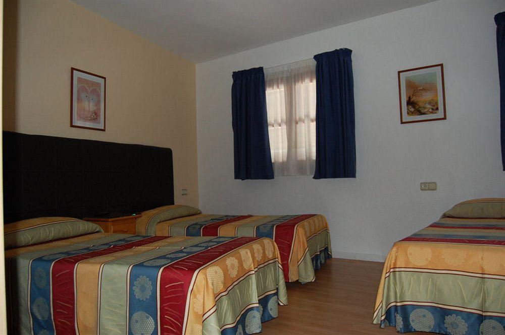 Hostal Juan De Austria II Агуадулсе Екстериор снимка