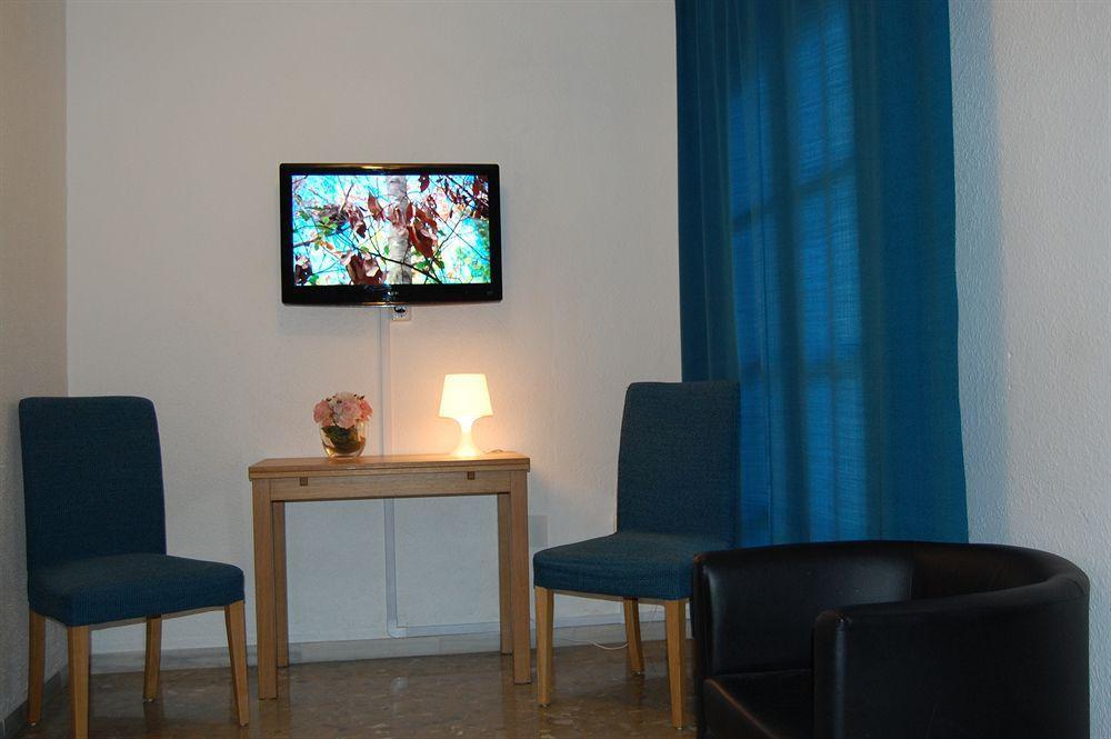 Hostal Juan De Austria II Агуадулсе Екстериор снимка